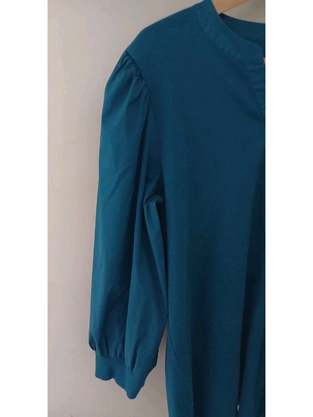 Chico's Ribbed Henley Balloon Sleeve Mixed Media Top - Picture 3 of 8